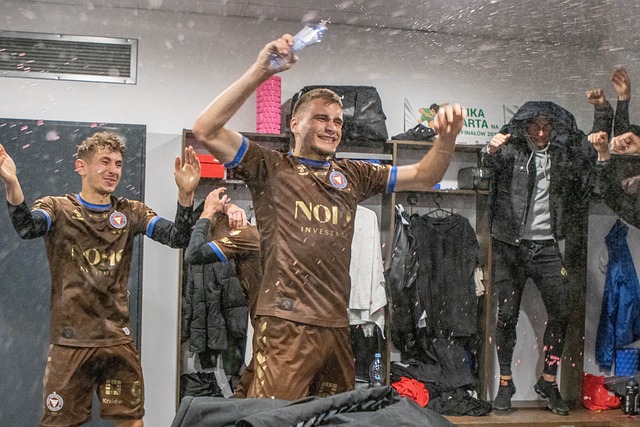 的赛季中调 的赛季中调